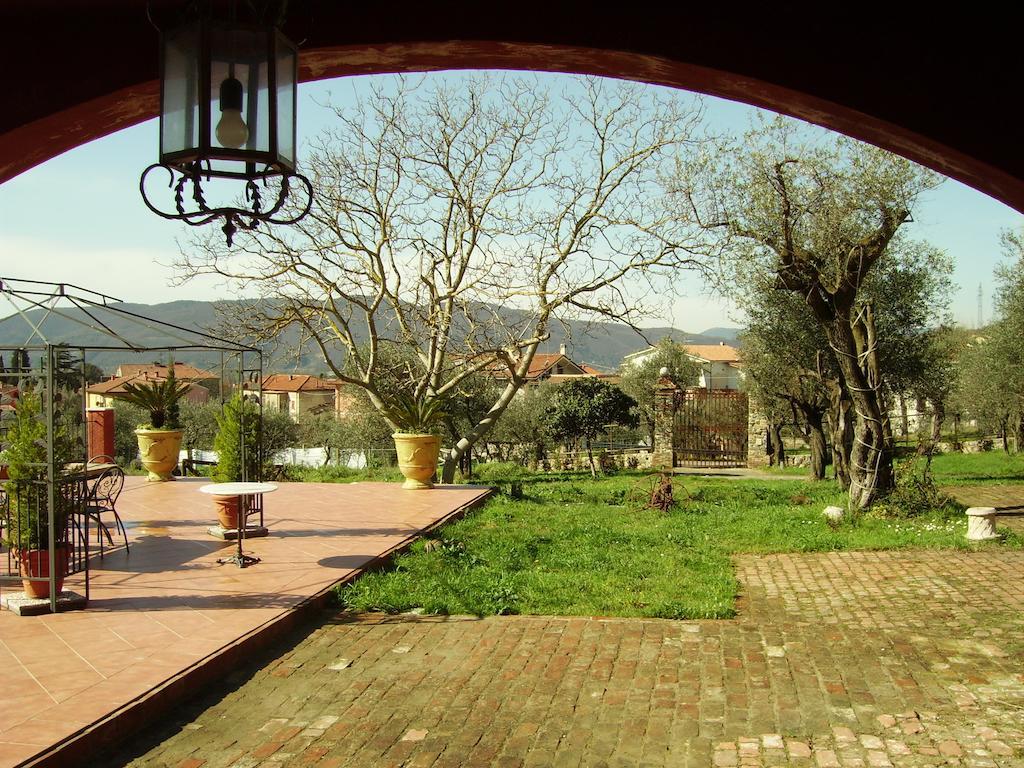 Il Giardino Delle Esperidi Panzió Fosdinovo Kültér fotó